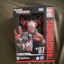 Hasbro Transformers Studio Series Sideswipe Gamer Edition Transforming Figure