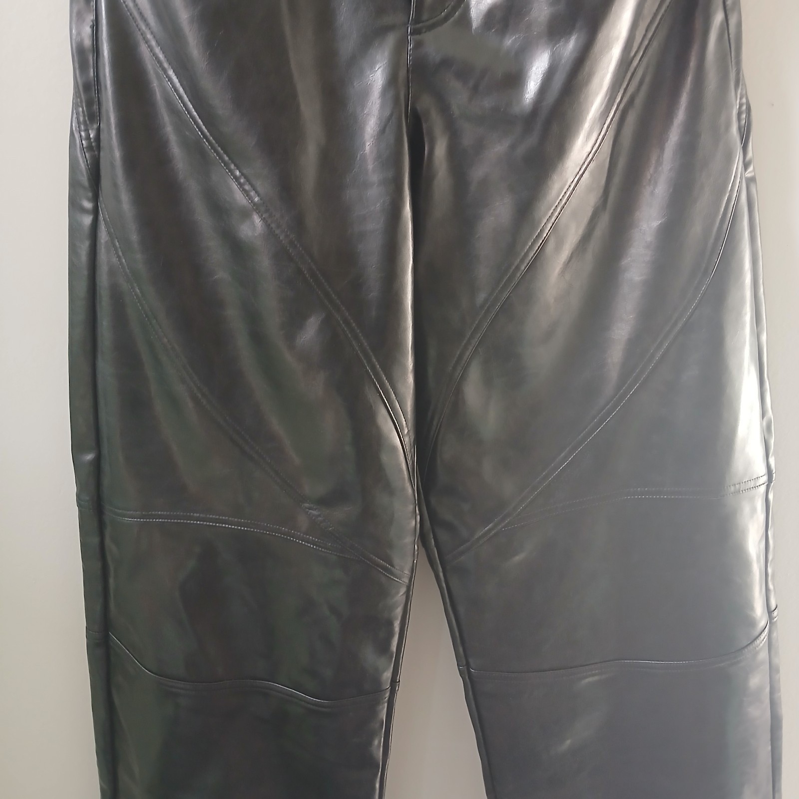 Zara Women's Size Small Cutout Hips Black Faux Leather Wide Leg Pants  NWT!!! image 4
