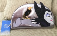 NWT DANIELLE NICOLE DISNEY MALIFICENT SLEEPING BEAUTY CLUTCH 2 SIDES WITH PIC