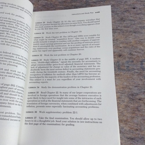 Mcgraw-Hill 36-hr. Accounting Course 3rd Edition 1993 Paperback - Picture 8 of 11