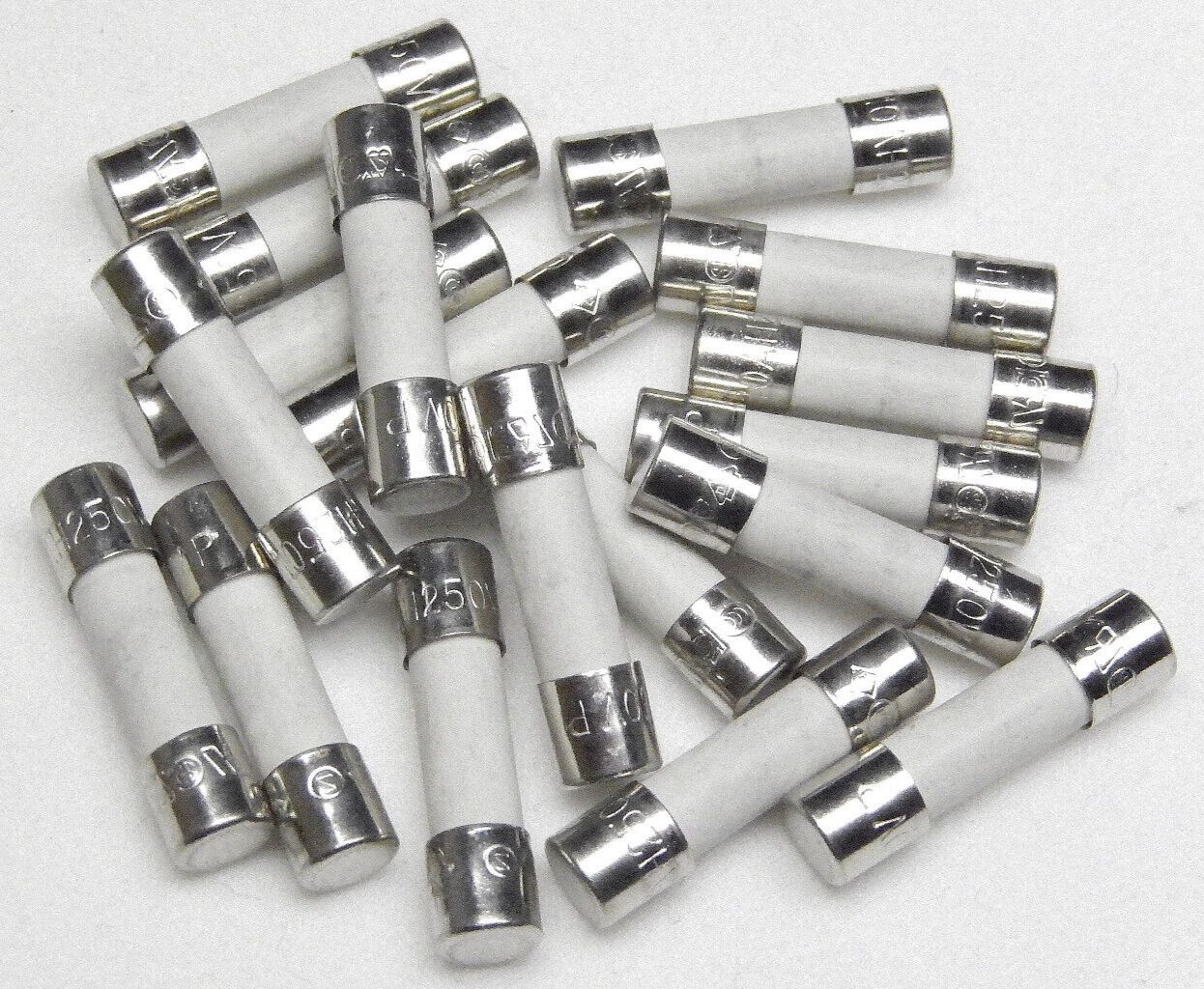 LITTELFUSE T5AH250VP Time Lag CERAMIC Sand Filler 5AMP 250V Fuse 5x20mm
