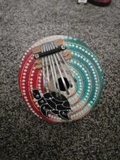 VINTAGE THUMB PIANO HAND MADE  COCONUT 5" GREENS / REDS/WHITES  With Turtle