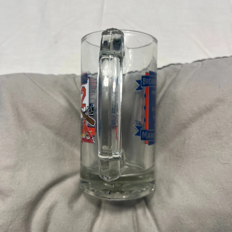 Vintage St. Louis Cardinals Mark McGwire 62 HR Commemorative Glass Mug Cup 1998 - Image 3 of 4