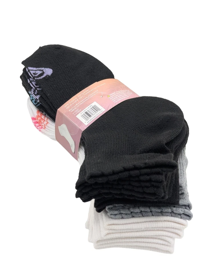 10 Pair Roxy Women’s White/Gray/Black Ankle Socks For Shoe Sizes 5-10 New - Image 3 of 3