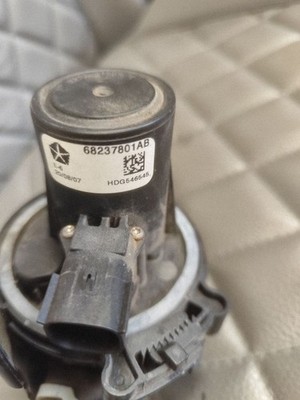 Chrysler Pacifica 2020 Zusatzwasserpumpe 68237801AB Hybrid ULI5894