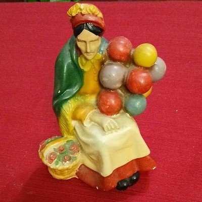 Vinitage Ceramic The Old Balloon Seller Figurine 