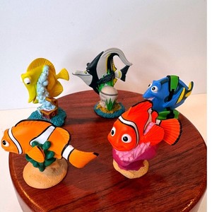 Disney Pixar Finding Nemo PVC Figures Marlin Nemo Dory Bubbles Gill Cake Topper