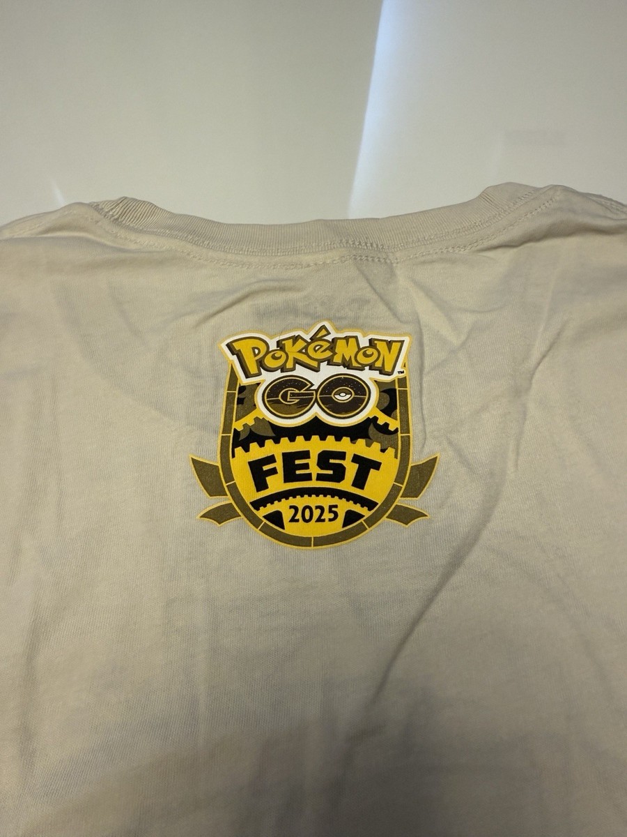 Pokémon GO Fest 2025 Official T-Shirt Zacian Zamazenta XL | eBay