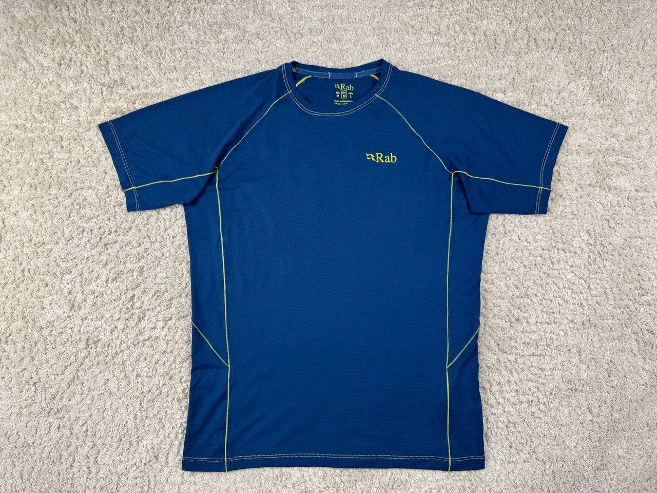 Men’s Blue RAB Outdoor Gorpcore T Shirt Quick Dry Short Sleeve Size M