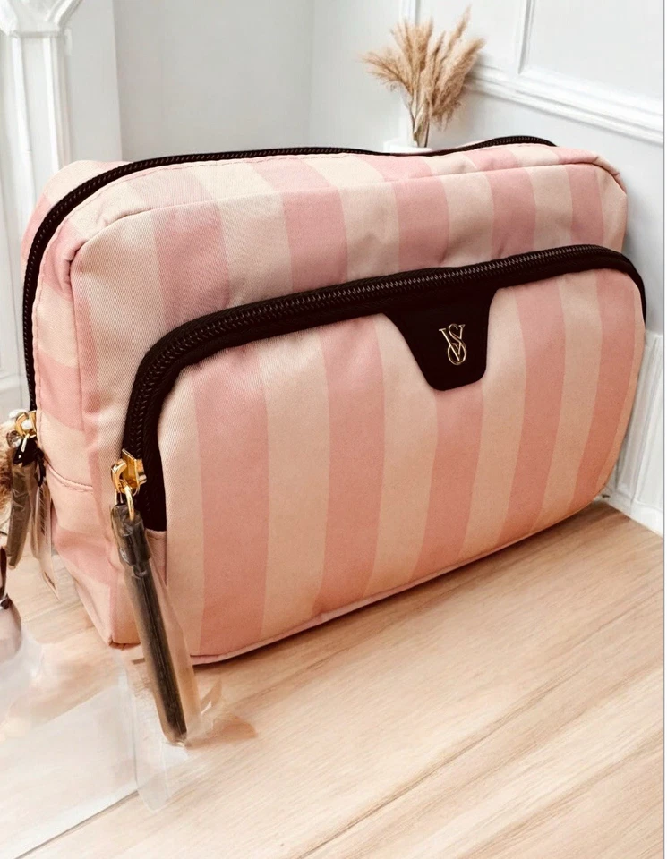 Victoria’s Secret Maleta de Equipaje de Mano, Estuche de Maquillaje Juego de Viaje a Rayas Foto 4 de 4