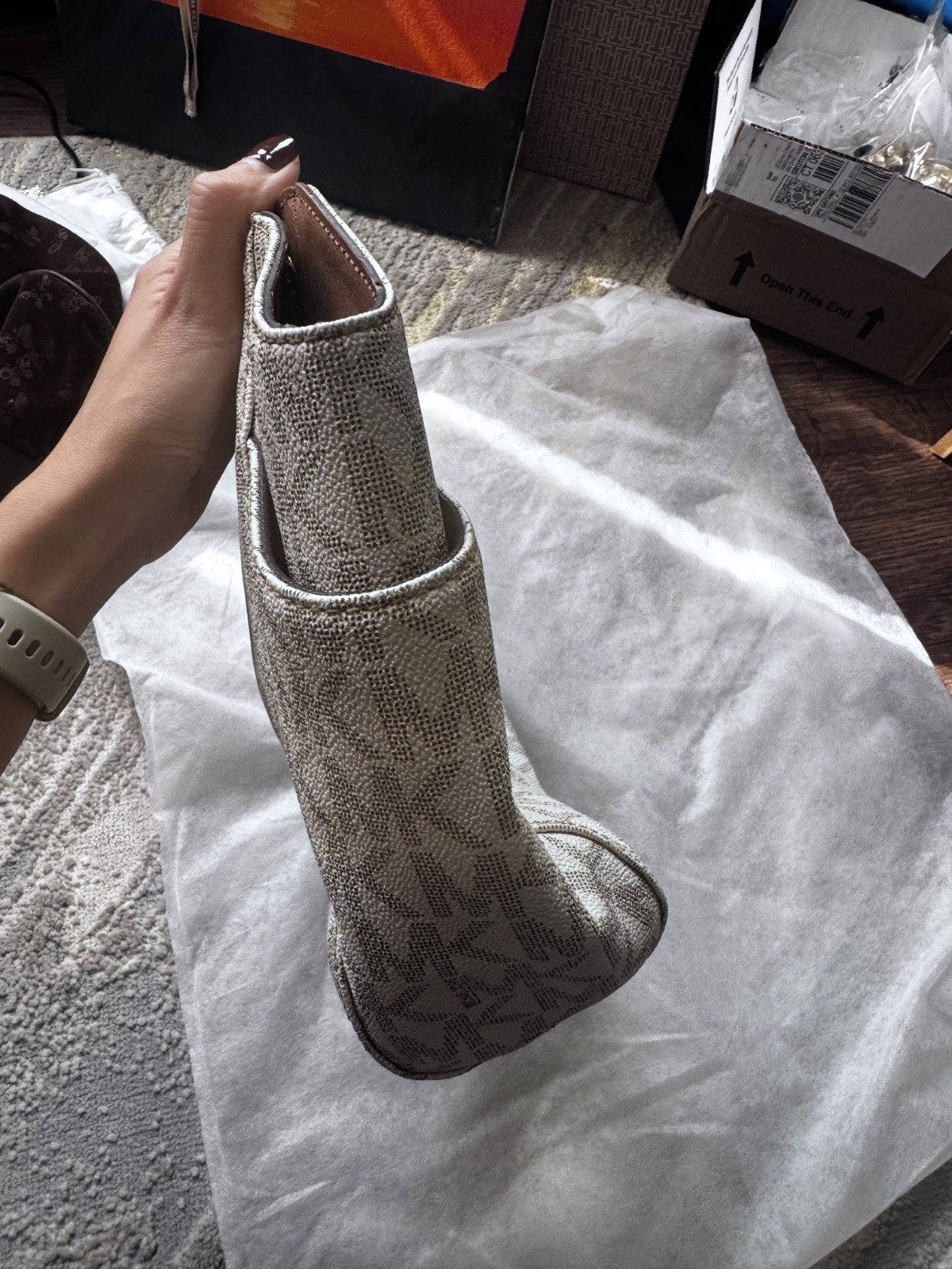 Michael Kors Jet Set Large Logo - image 3