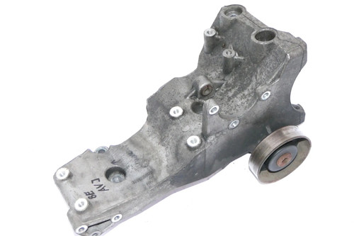 Audi A6 4F A4 B6 B7 8E Halter Konsole Lichtmaschine Träger 06d903141G AVJ