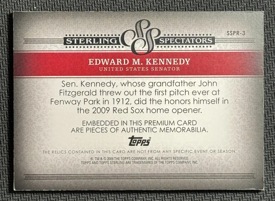 2009 Topps Sterling Ted Kennedy Sterling Service тройная нашивка /10 (JFK Brother) - Изображение 2 из 4