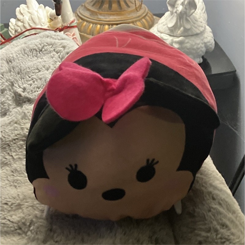 Disney Tsum Tsum Minnie Mouse Plush Stuffed Animal Pink Medium 2016 14344HK01