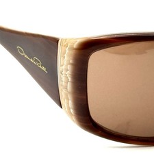 Oscar de la Renta Brown Oval Sunglasses for Women for sale  display picture 2