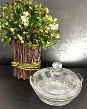Antique Heisey Etched Cut Glass Lemon Dish & Lid " #1184 Yeoman Pattern) 1920's.