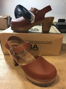 mia wooden clogs