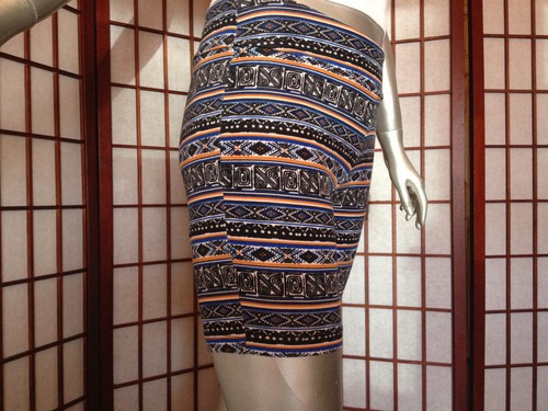 Forever 21 Multi Color Walking Short Women Sze XS Waist 24 Geometric Garment - Picture 9 of 11