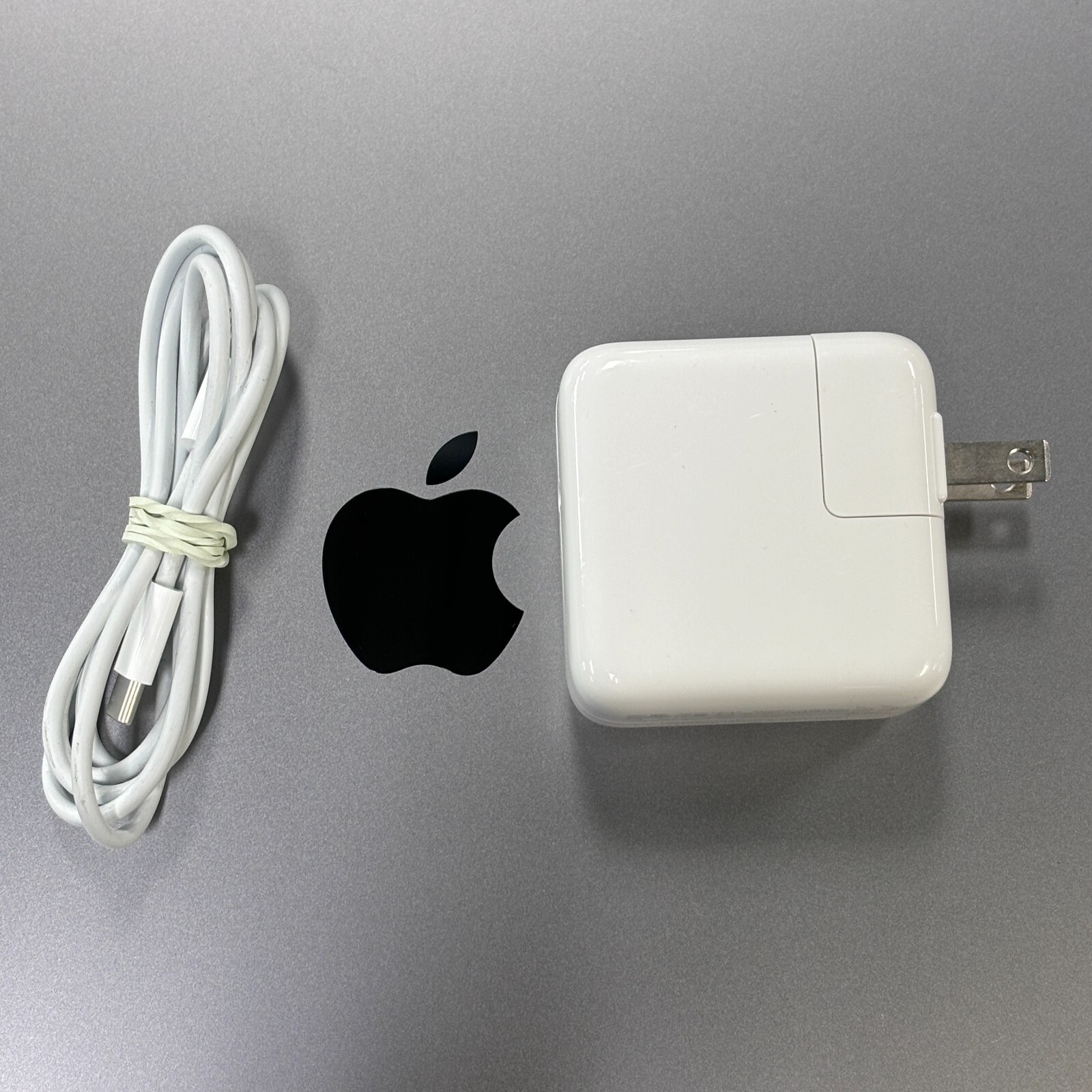 Apple Genuine OEM 30W USB-C Power Adapter Charger A1882 + USED USBC Cord Cable-image