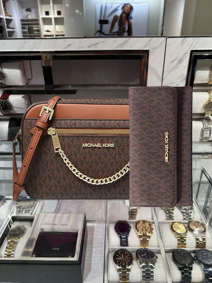 Michael Kors Brown MK Logo Zip Crossbody Purse Bag + Trifold Card Michael Kors Brown MK Logo Zip Crossbody Purse Bag + Trifold Card