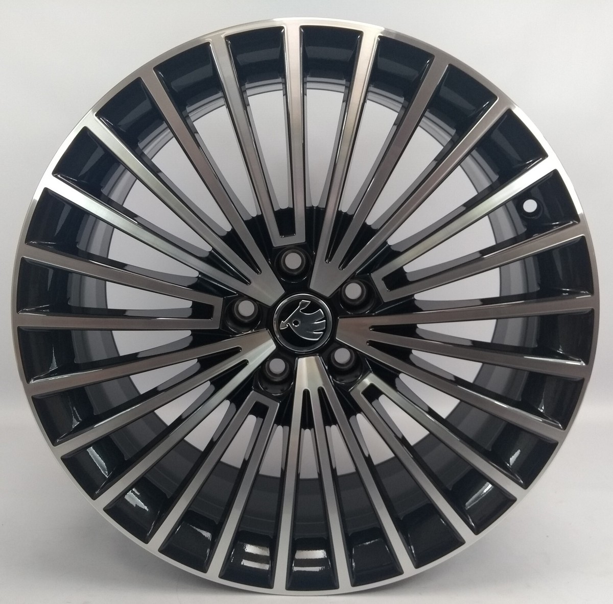 SKODA SUPERB ALLOY WHEEL 19” CEPEUS BLACK METALLIC GENUINE