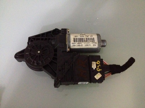 VW Passat 3B - Fensterhebermotor Fensterheber hinten rechts 3B9839752 Original