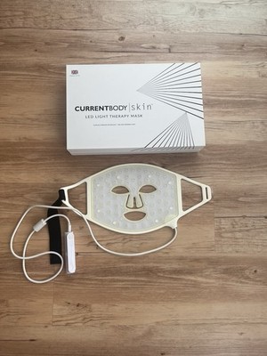 NP349  Currentbody LED Light Therapy Mask Rotlicht Maske Red Light 1. Generation