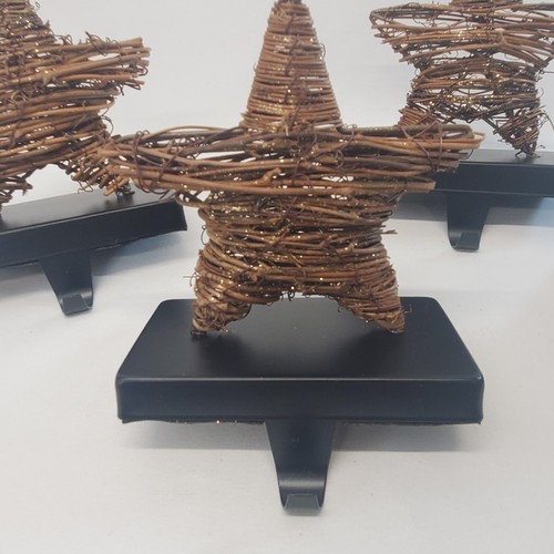 Set Of 4 Grapevine Star Stocking Holder Gold Glitter Rattan Twig Christmas - Picture 2 of 16
