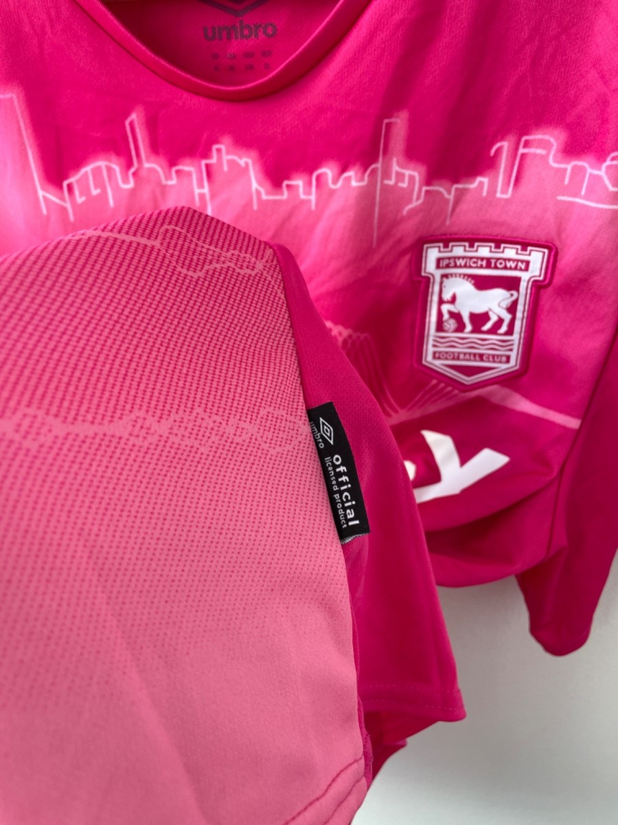 【公式】【新品•タグ付き】エドシーラン　イプスウィッチ 24/25 アウェイ IPSWICH TOWN X ED SHEERAN 2024/2025 THIRD FOOTBALL SHIRT JERSEY