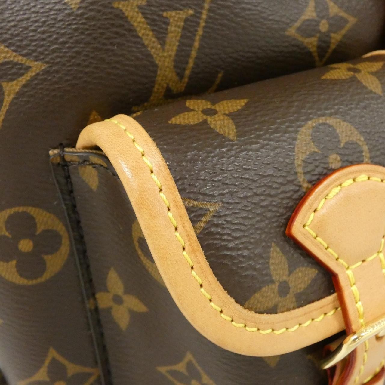 Authentic LOUIS VUITTON Monogram Excursion PM M46… - image 6
