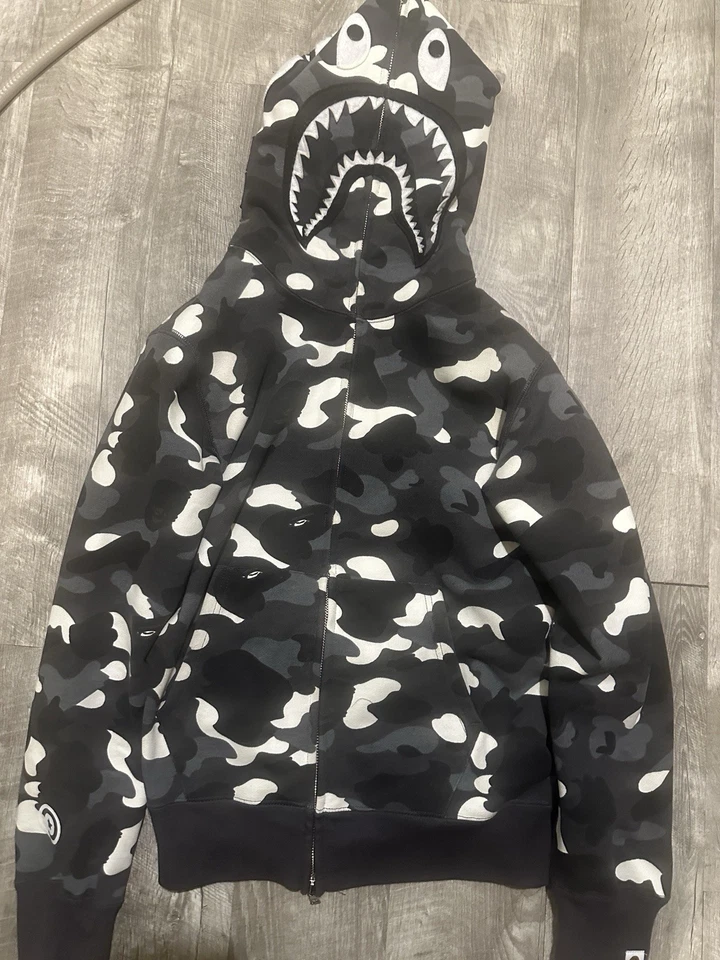 Bape Hoodie Black and White size small - Image 2 of 4