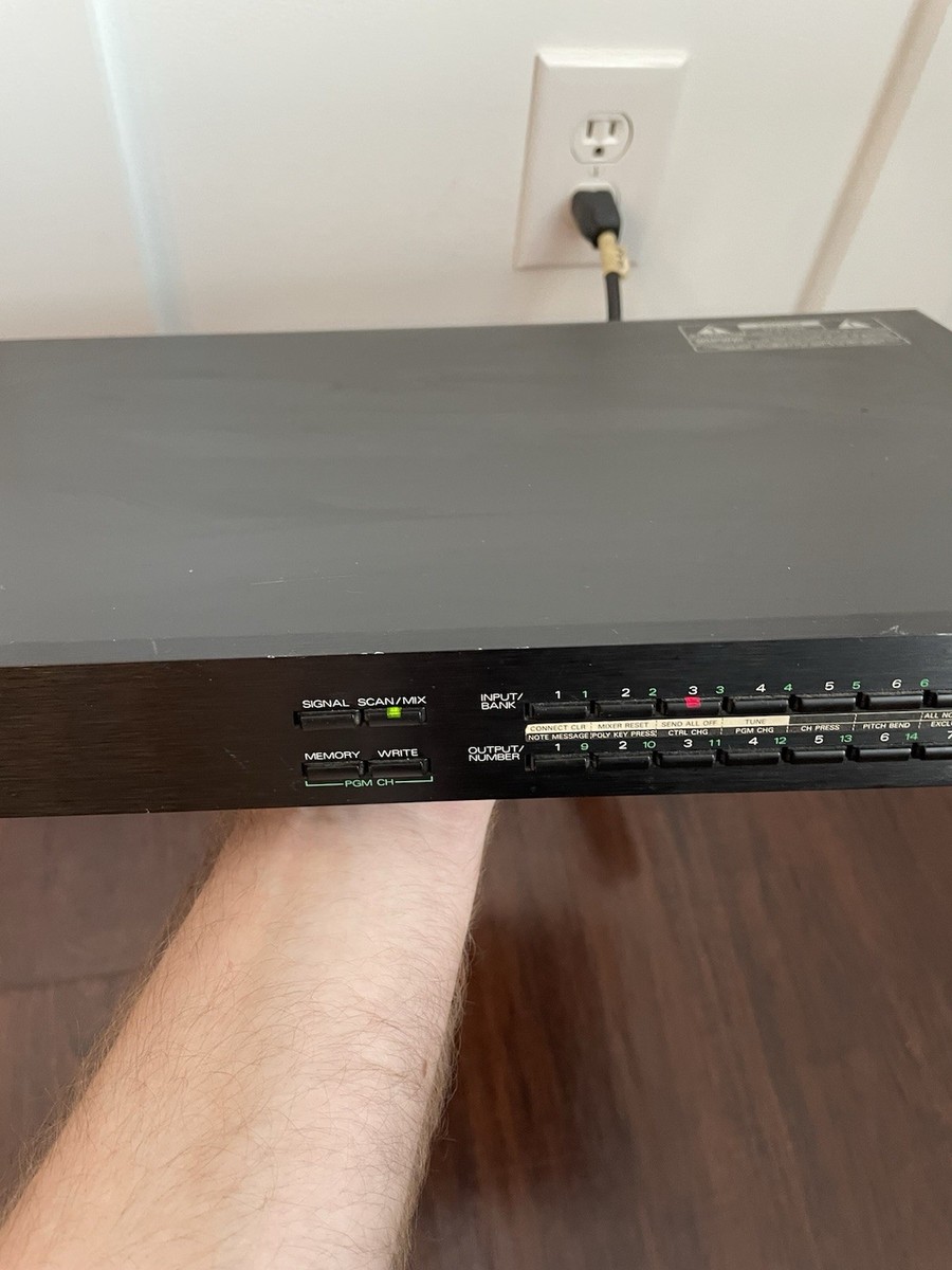 Roland MIDI PATCHER/MIXER 「A-880」 Roland A-880 Midi Patcher for sale online | eBay