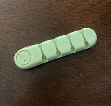 Green Silicone Cable Organizer Holder 5 Slot Desk Cord Management Clip
