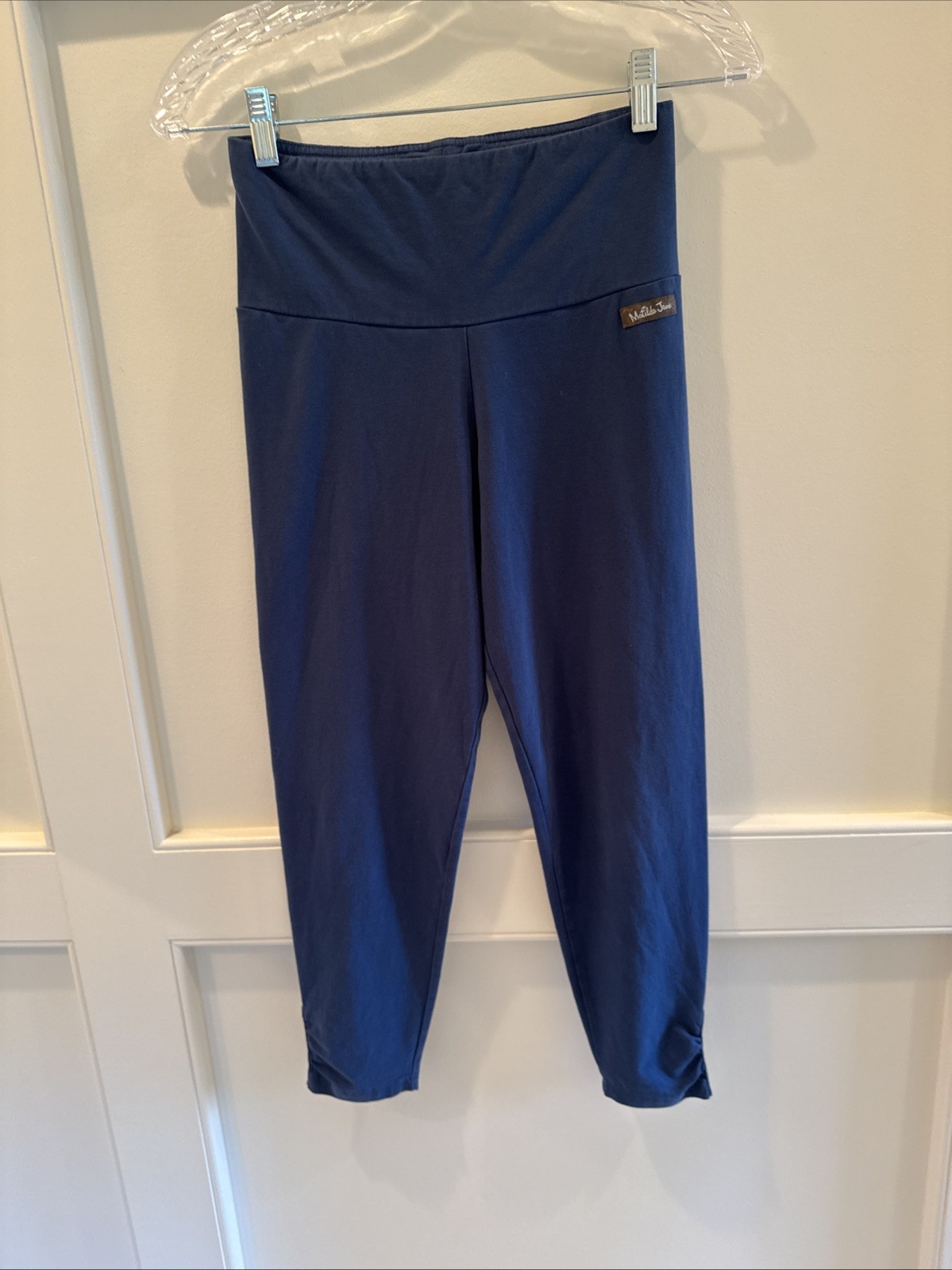 Matilda Jane Women Cotton Blend Blue Choose Adventure Capri Leggings, M