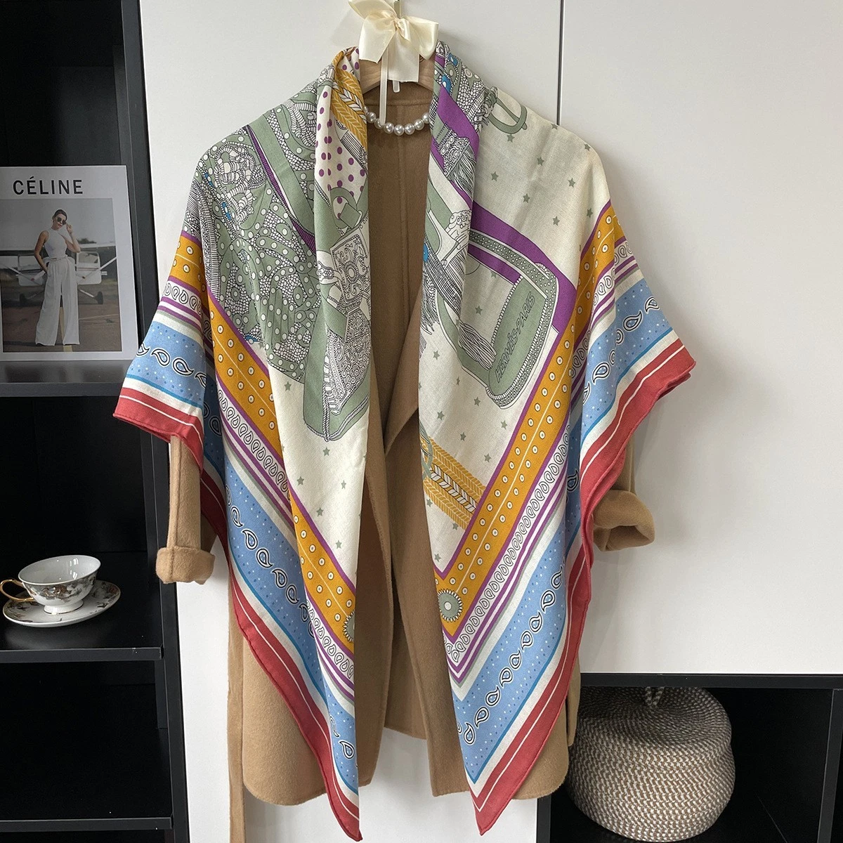 Pure Cashmere and Silk Printed Scarf – Fashionable Square Shawl Wrap