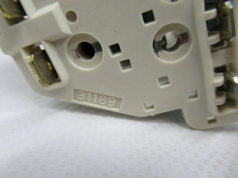 Triple Valve Solenoid Valve Fits Miele Washing Machine 90° 11.5mm Ø 4035200 - Image 4 of 4