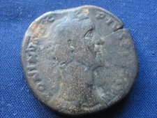 ROMAN COIN UNKNOWN (EMPEROR DOMITIAN?) DIA 30MM, WEIGHT 24.9 GRAMS