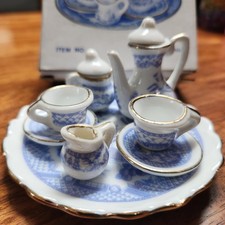 Vintage Blue Willow MINI Tea Set Pot 2 Cups and Saucers Sugar Creamer With Lids
