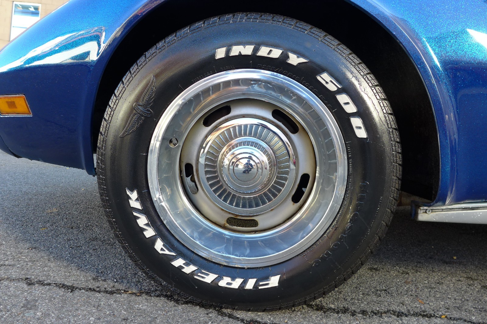 1975 Blue Chevrolet Corvette   | C3 Corvette Photo 10
