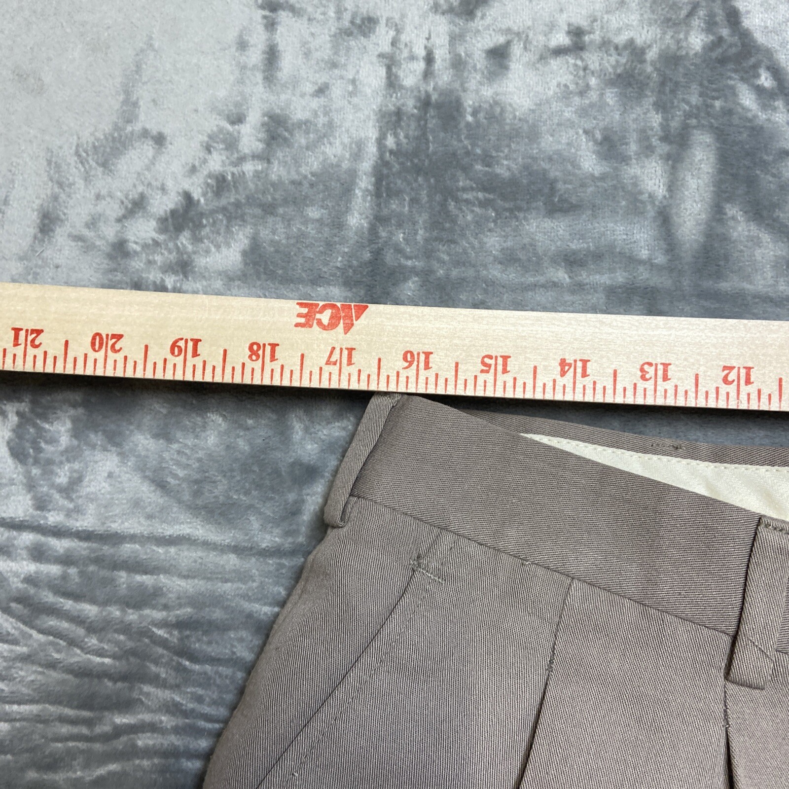 YSL Yves Saint Laurent Pantaloni eleganti pieghettati uomo taglia 36x34 grigio designer formale