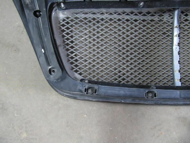 03-08 Bentley Continental GT Hood Mounted Grille Black
