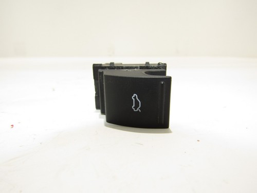 VW SCIROCCO III 2010 Heckklappe Schalter BUTTON SWITCH TAILGATE 1K0959831