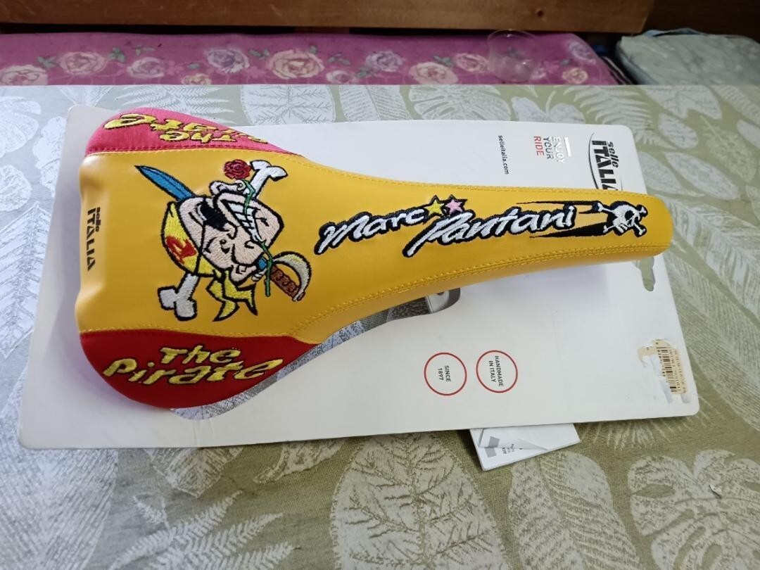 Selle Italia Flite パンターニモデル
