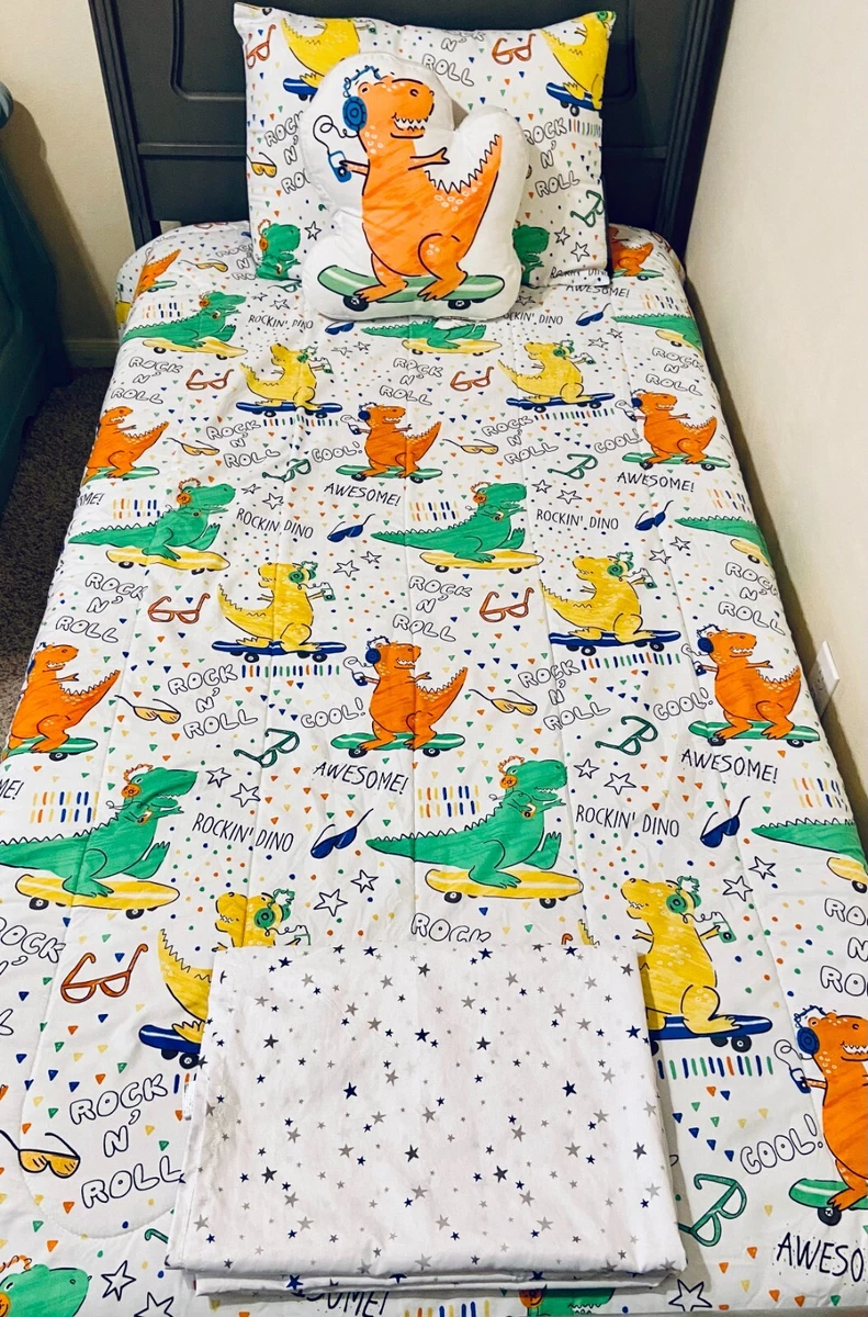 Boy zone cheap dinosaur bedding