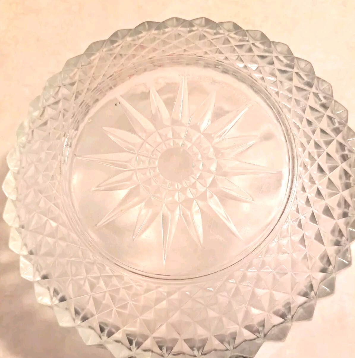 70s Vintage Arcoroc French Star Cut 8-Inch Clear Glass Fruit Bowl for Kitchen