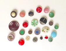 Lot of 24 Vtg Fashion Buttons, Various Styles, Designs, Colors, Sizes, Materials