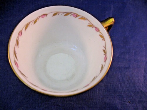 SMALL HM SUTHERLAND TEA CUP & SAUCER - GARLAND OF PINK FLOWERS & LEAVES -ENGLAND - Picture 4 of 9