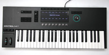 Native Instruments Kontrol S49 MK3 Keyboard C...