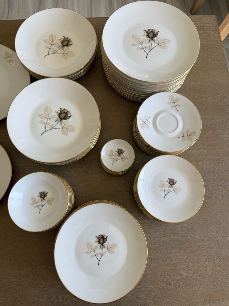 1956 Rosenthal Germany China Brown Rose Pattern 101 pieces great