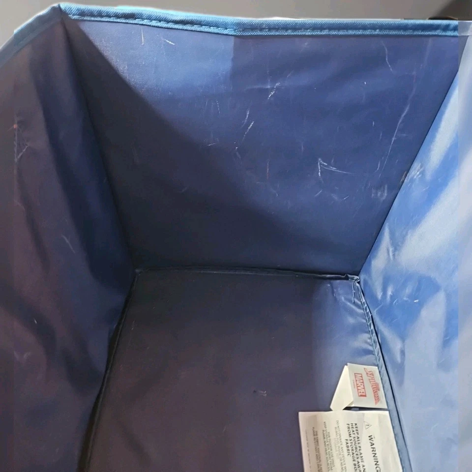 Cubo de almacenamiento temático Marvel Spider-Man medidas 13" x 13" x 13" Foto 4 de 4